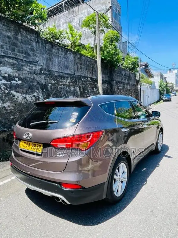 Hyundai Santa Fe 2013 SUV (Used)