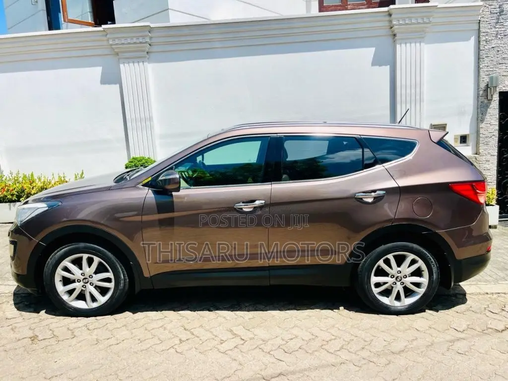 Hyundai Santa Fe 2013 SUV (Used)