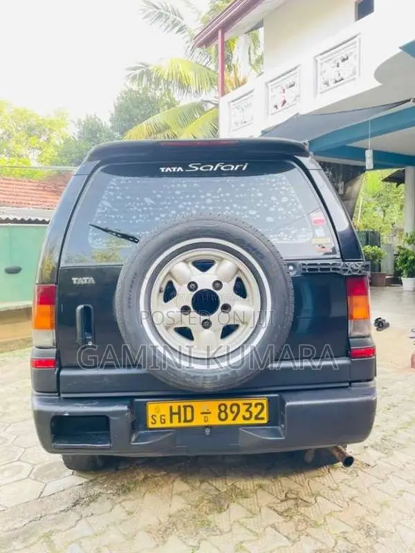 Tata Safari 2003 SUV (Used)