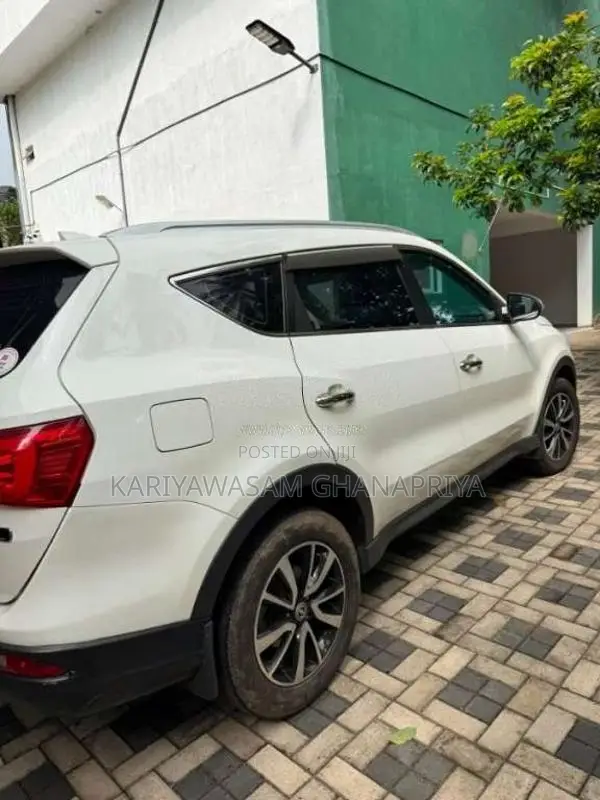 DFSK Glory 580 2021 SUV (Used)