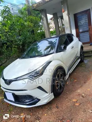 Toyota CHR 2018 SUV (Used)