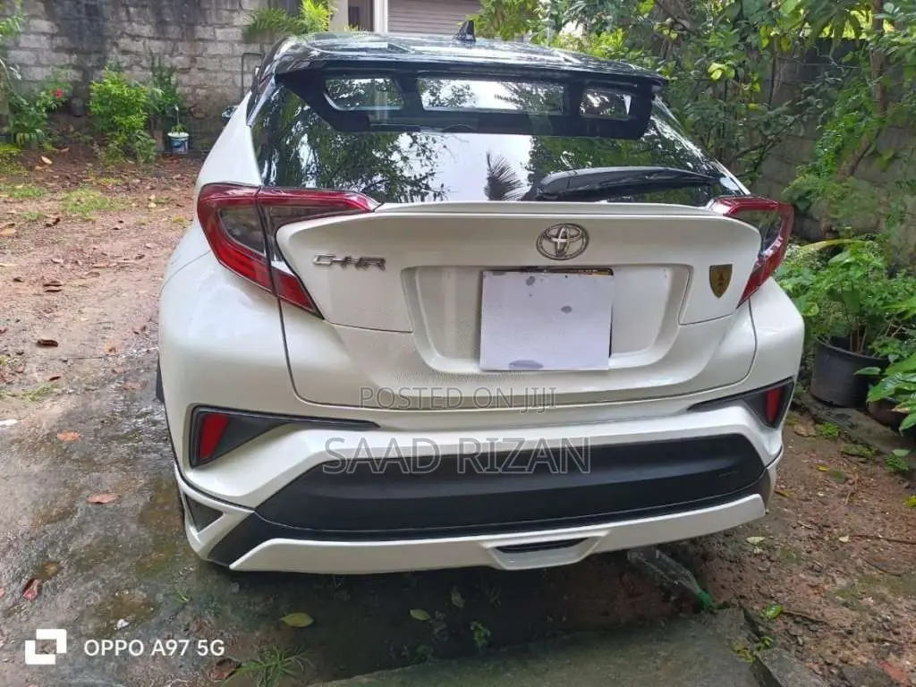 Toyota CHR 2018 SUV (Used)