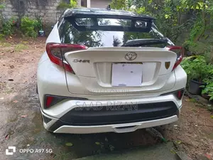 Toyota CHR 2018 SUV (Used)