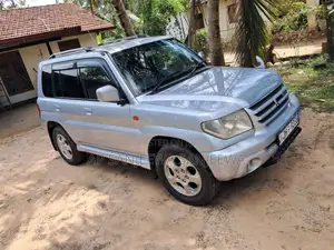 Mitsubishi Pajero Io 2003 SUV (Used)