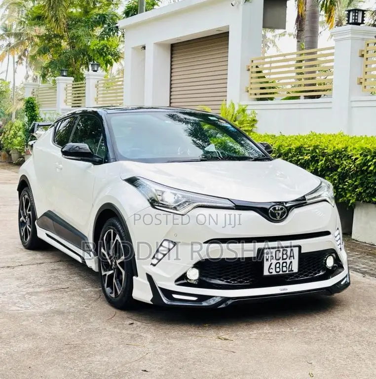 Toyota CHR NGX50 2017 SUV (Used)
