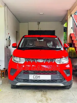Mahindra KUV 100 2024 SUV (Used)