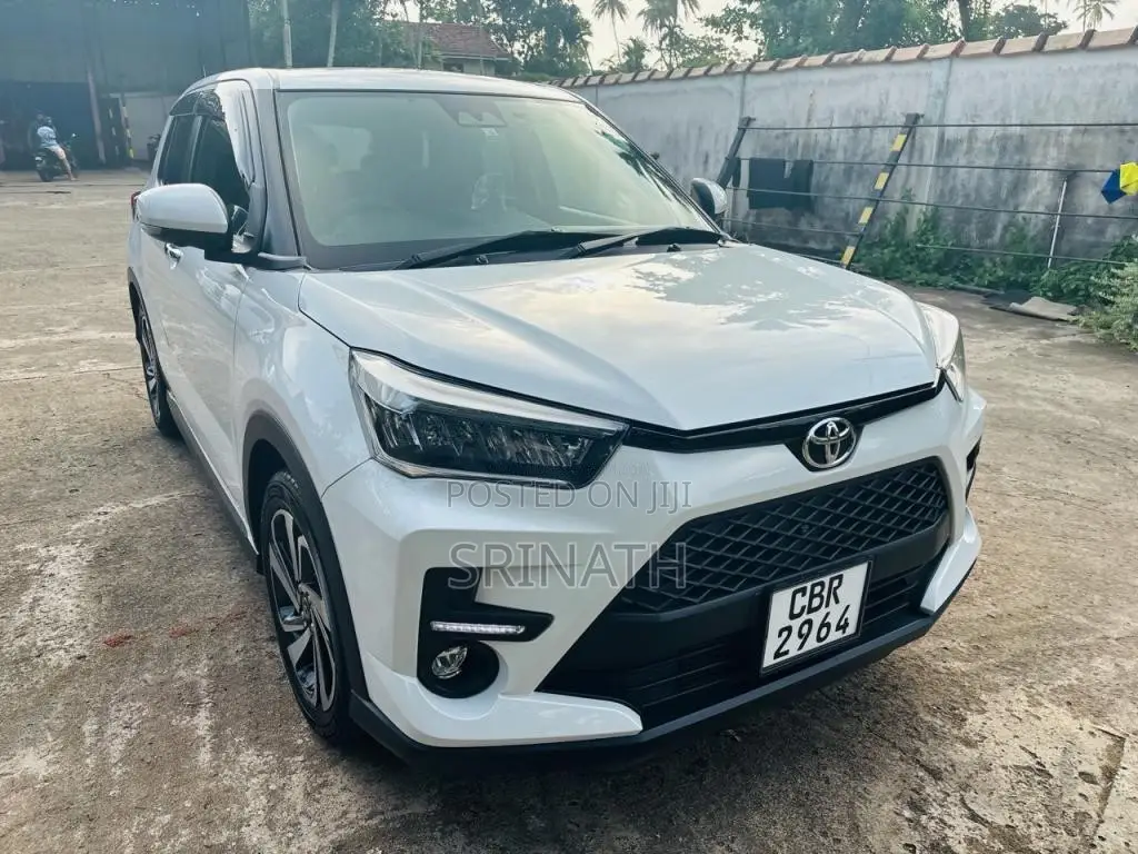 Toyota Raize 2023 SUV (Used)