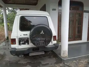 Mitsubishi Pajero Mk1 1988 SUV (Used)