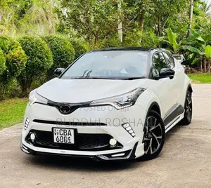 Toyota CHR NGX50 2017 SUV (Used)