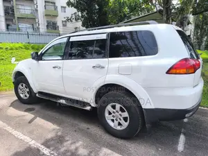 Mitsubishi Montero Sport 2012 SUV (Used)