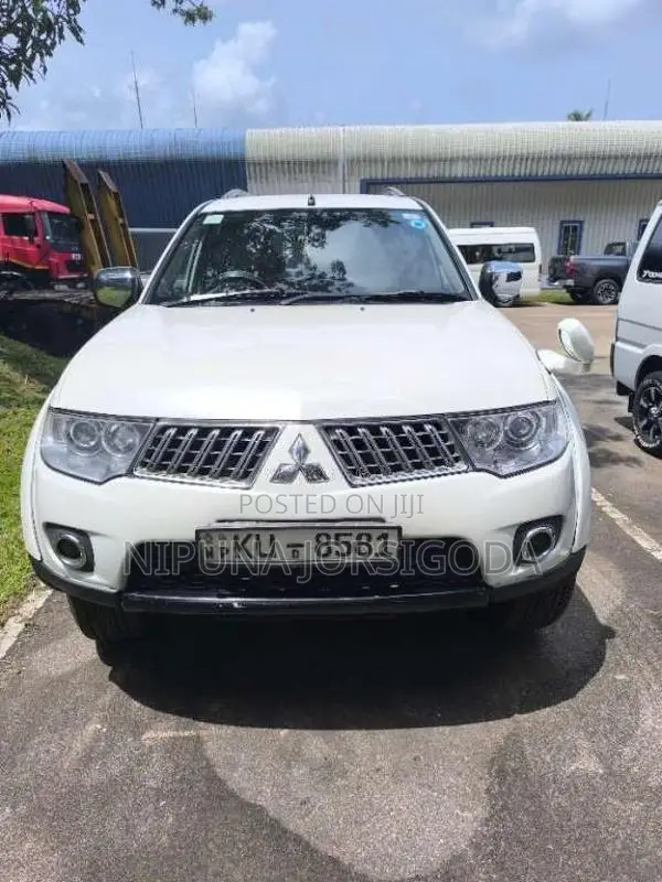 Mitsubishi Montero Sport 2012 SUV (Used)