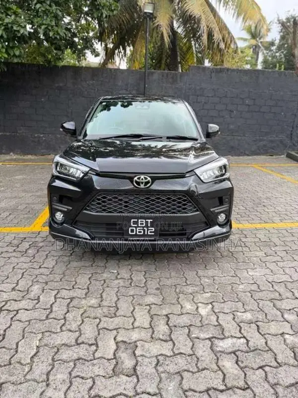 Toyota Raize Z Japan 2025 SUV (Used)