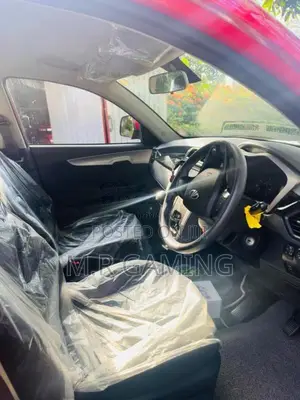 Mahindra KUV 100 2024 SUV (Used)