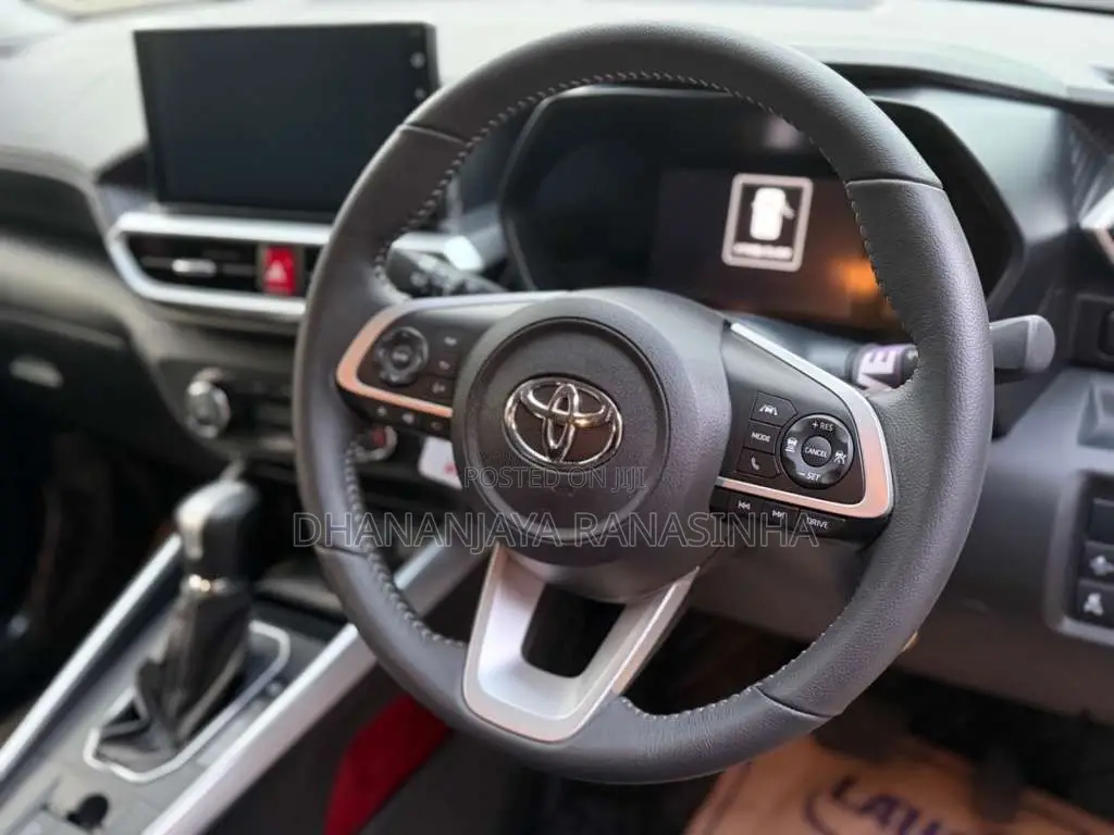 Toyota Raize Z Japan 2025 SUV (Used)