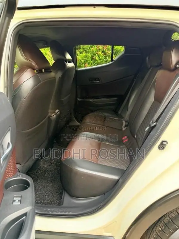 Toyota CHR NGX50 2017 SUV (Used)