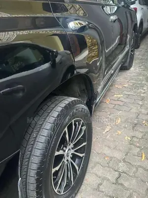 Toyota Prado 2016 SUV (Used)