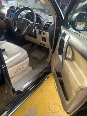 Toyota Prado 2016 SUV (Used)