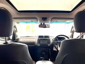 Toyota Prado 2017 SUV (Used)