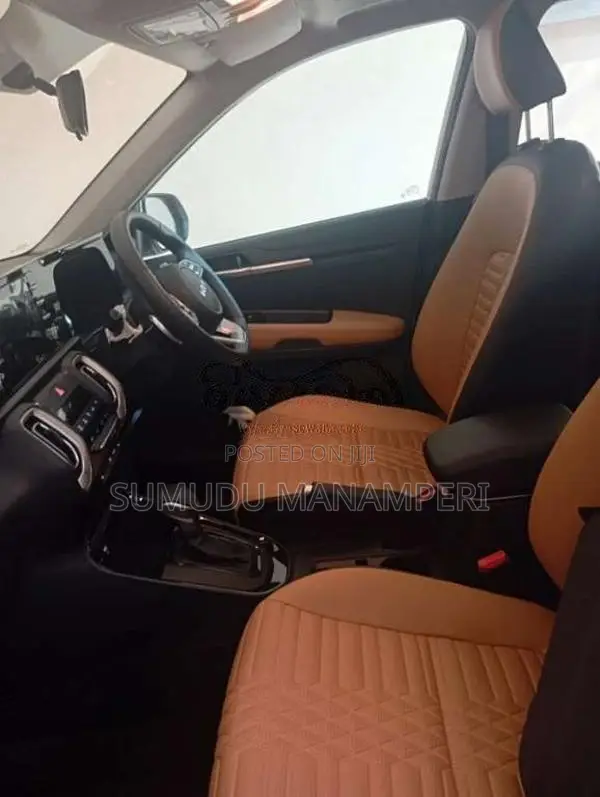 Kia Sonet 2025 SUV (Used)