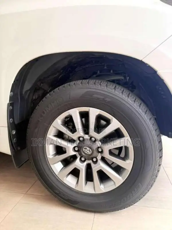 Toyota Prado 2017 SUV (Used)