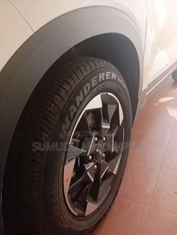 Kia Sonet 2025 SUV (Used)