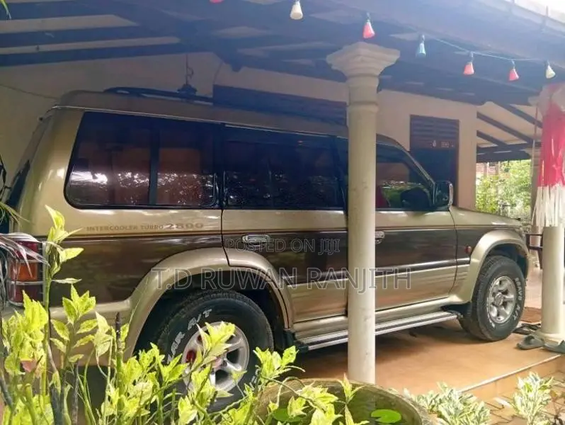 Mitsubishi Pajero 1993 SUV (Used)