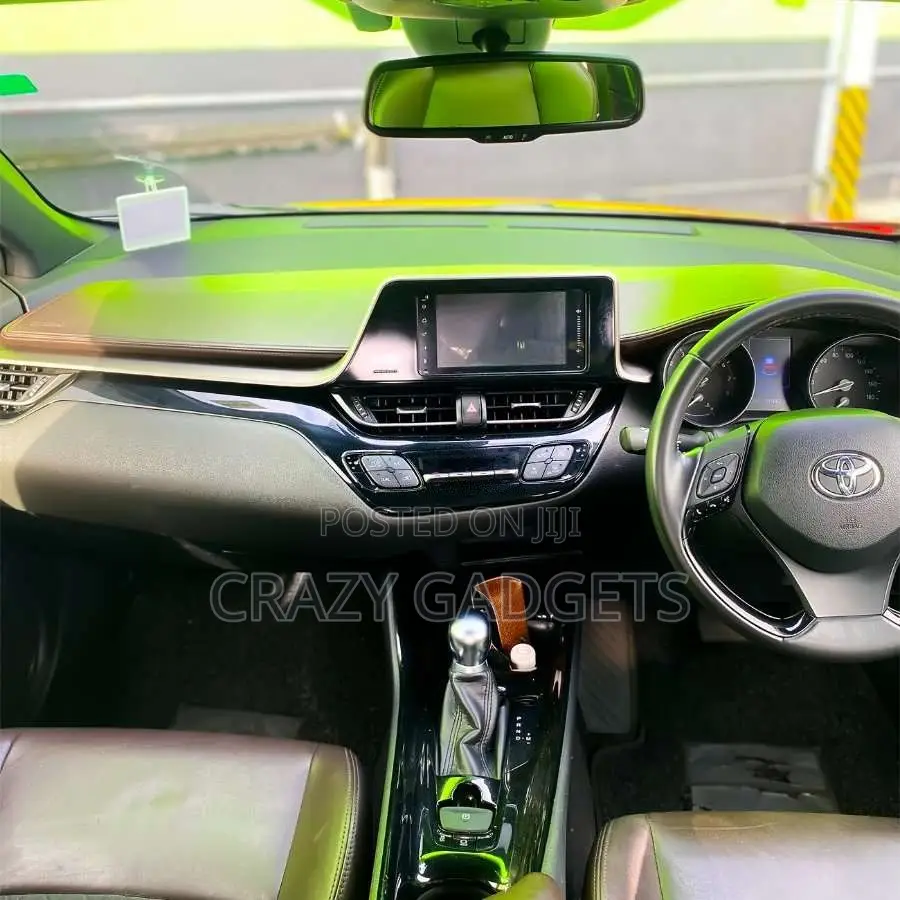 Toyota CHR Ngx10 2018 SUV (Used)