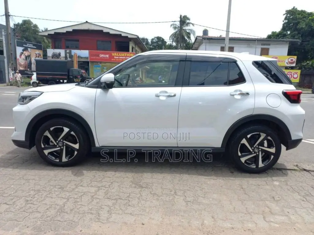Toyota Raize 2023 SUV Unregistered (Recondition)