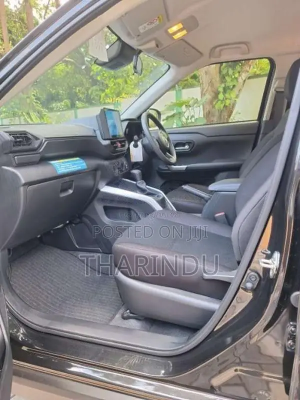 Toyota Raize 2025 SUV Unregistered (Recondition)
