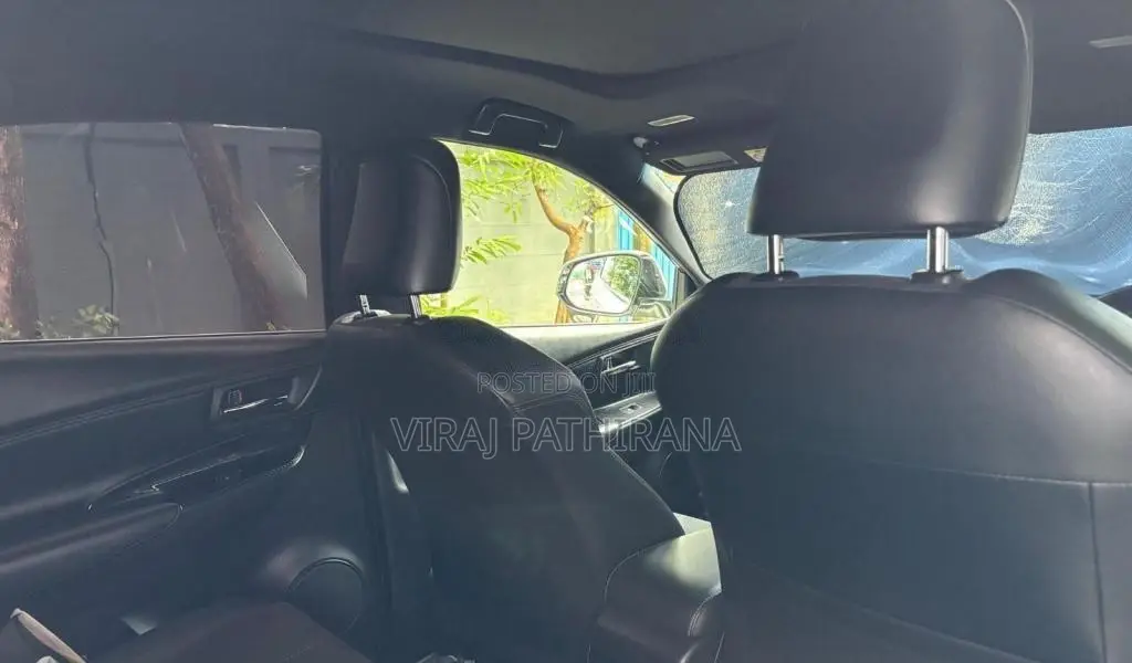 Toyota Harrier 2016 SUV (Used)