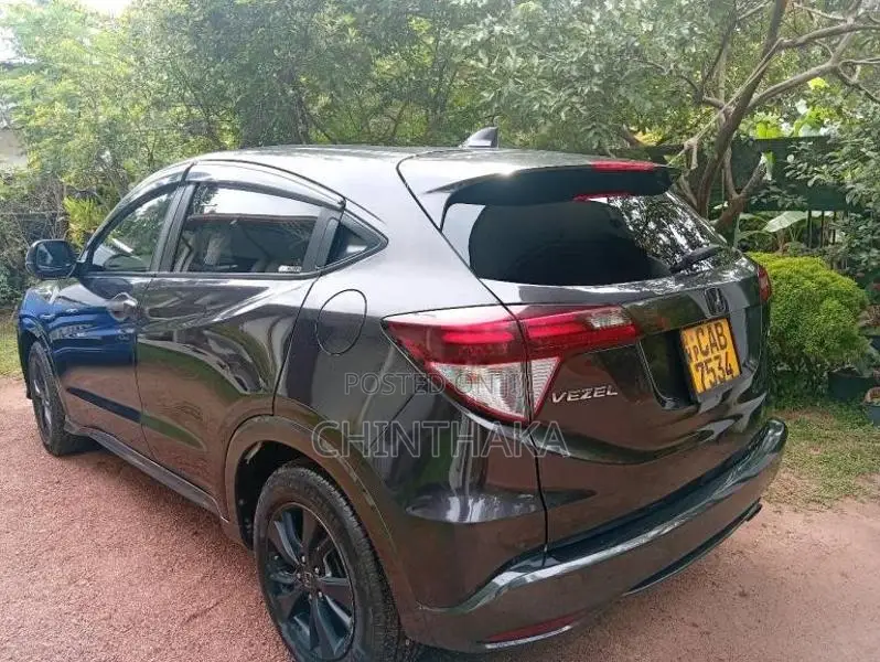 Honda Vezel RU3 2014 SUV (Used)