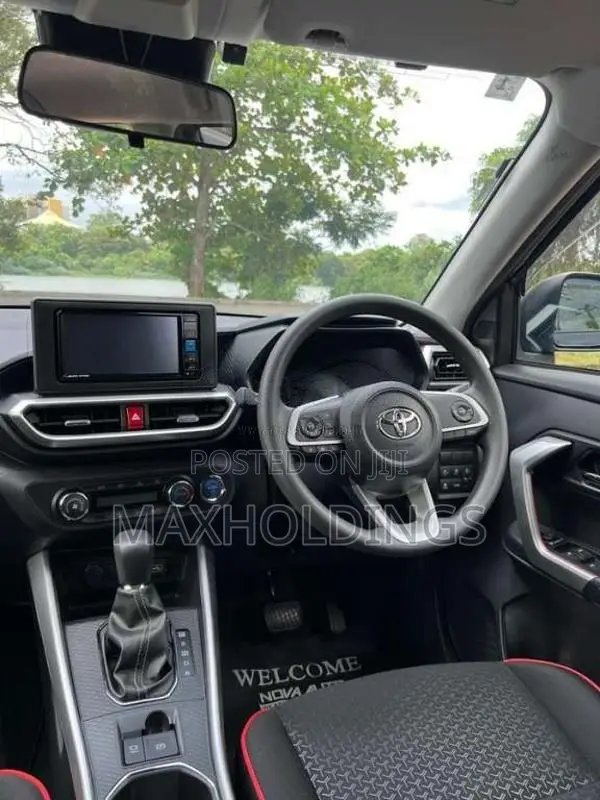 Toyota Raize 2025 SUV Unregistered (Recondition)