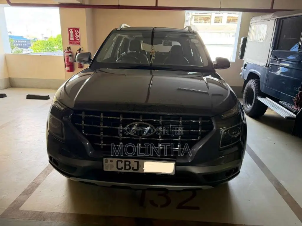 Hyundai Venue 2019 SUV (Used)