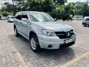 Mitsubishi Outlander 2003 SUV (Used)