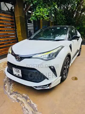 Toyota CHR 2019 SUV (Used)