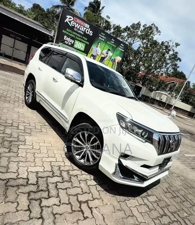 Toyota Prado 2012 SUV (Used)