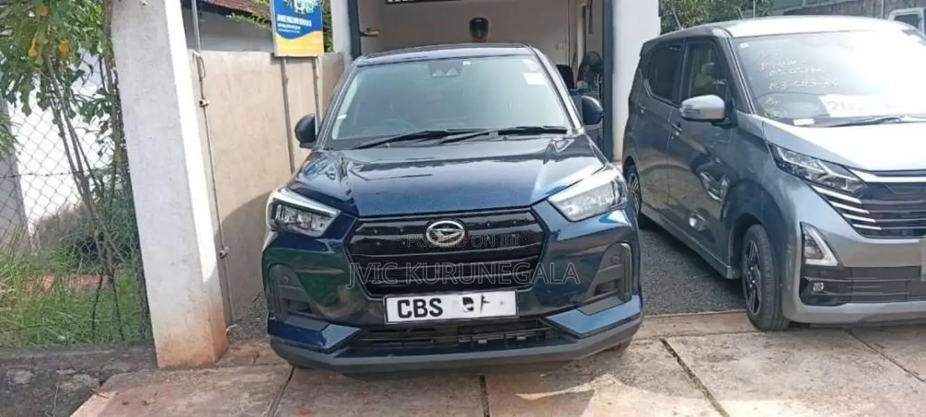 Daihatsu Rocky 2023 SUV (Used)