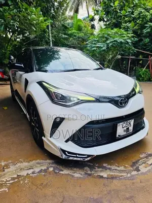 Toyota CHR 2019 SUV (Used)