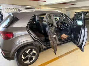 Hyundai Venue 2019 SUV (Used)