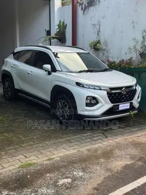 Suzuki Fronx 2025 SUV (Used)