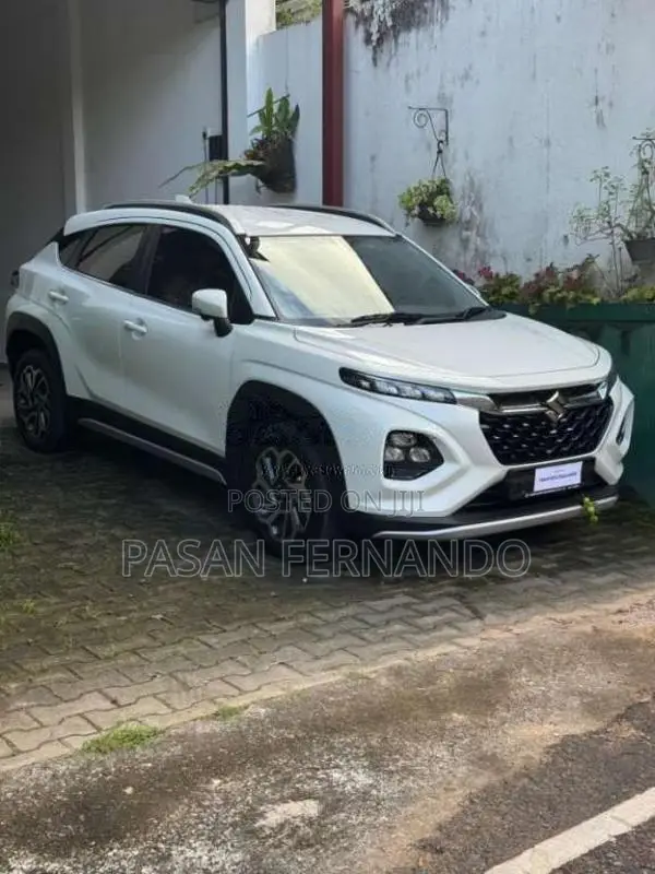 Suzuki Fronx 2025 SUV (Used)