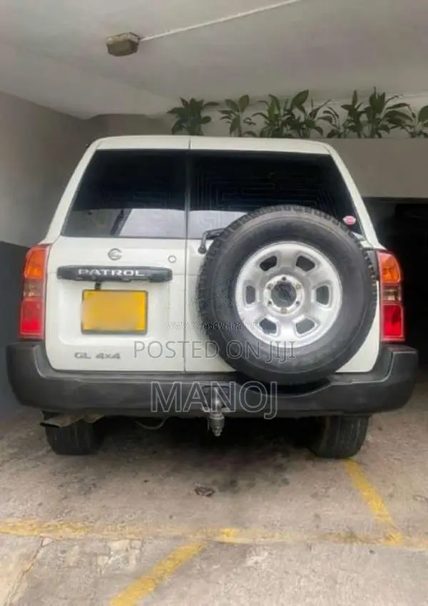 Nissan Patrol 2013 SUV (Used)