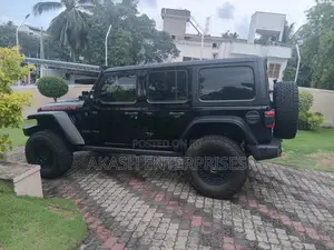Jeep WRANGLER UNLIMITED 2018 SUV (Used)