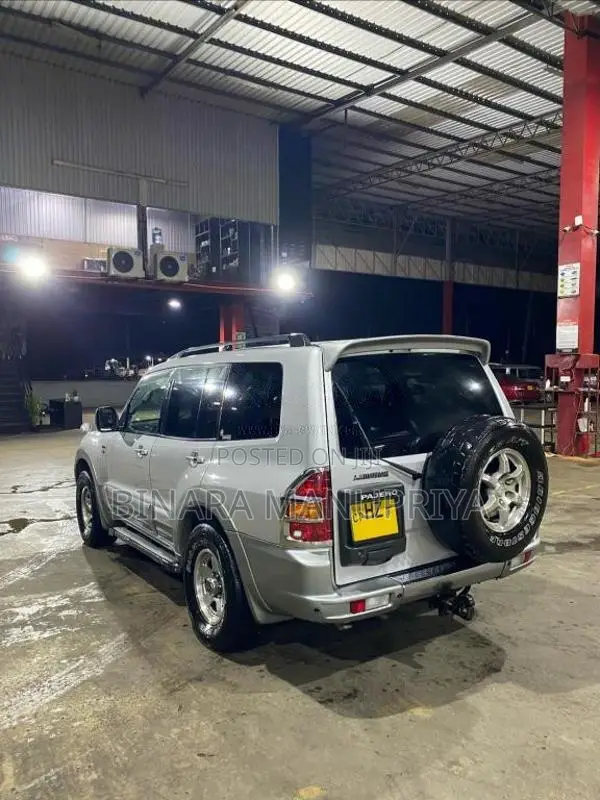 Mitsubishi Montero 2000 SUV (Used)