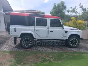 Land-Rover Defender PUMA EDITION 2008 SUV (Used)