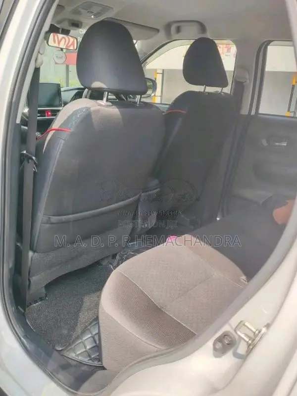 Toyota Raize 2024 SUV (Used)