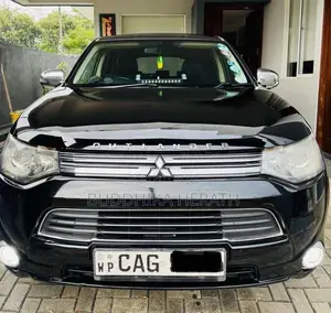 Mitsubishi Outlander 2015 SUV (Used)