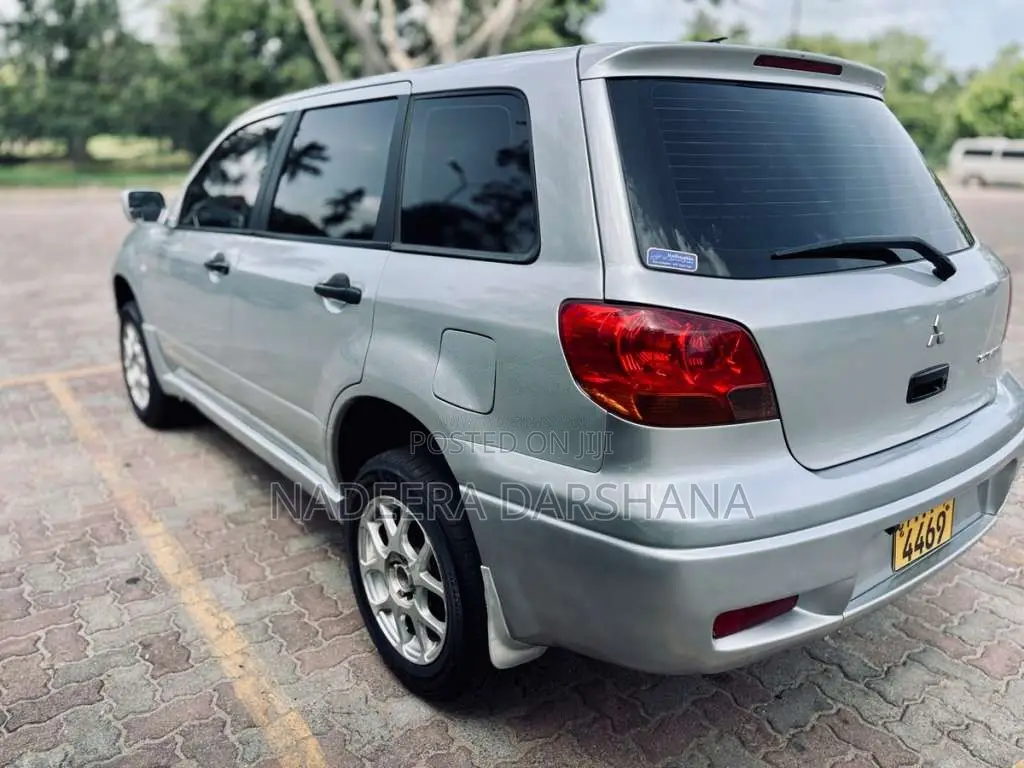 Mitsubishi Outlander 2003 SUV (Used)