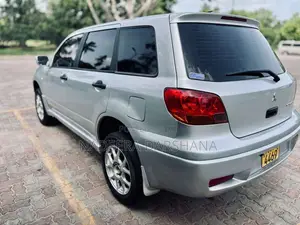 Mitsubishi Outlander 2003 SUV (Used)