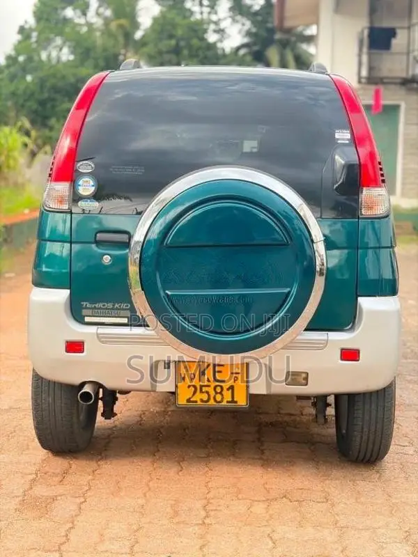 Daihatsu Terios KID 2004 SUV (Used)